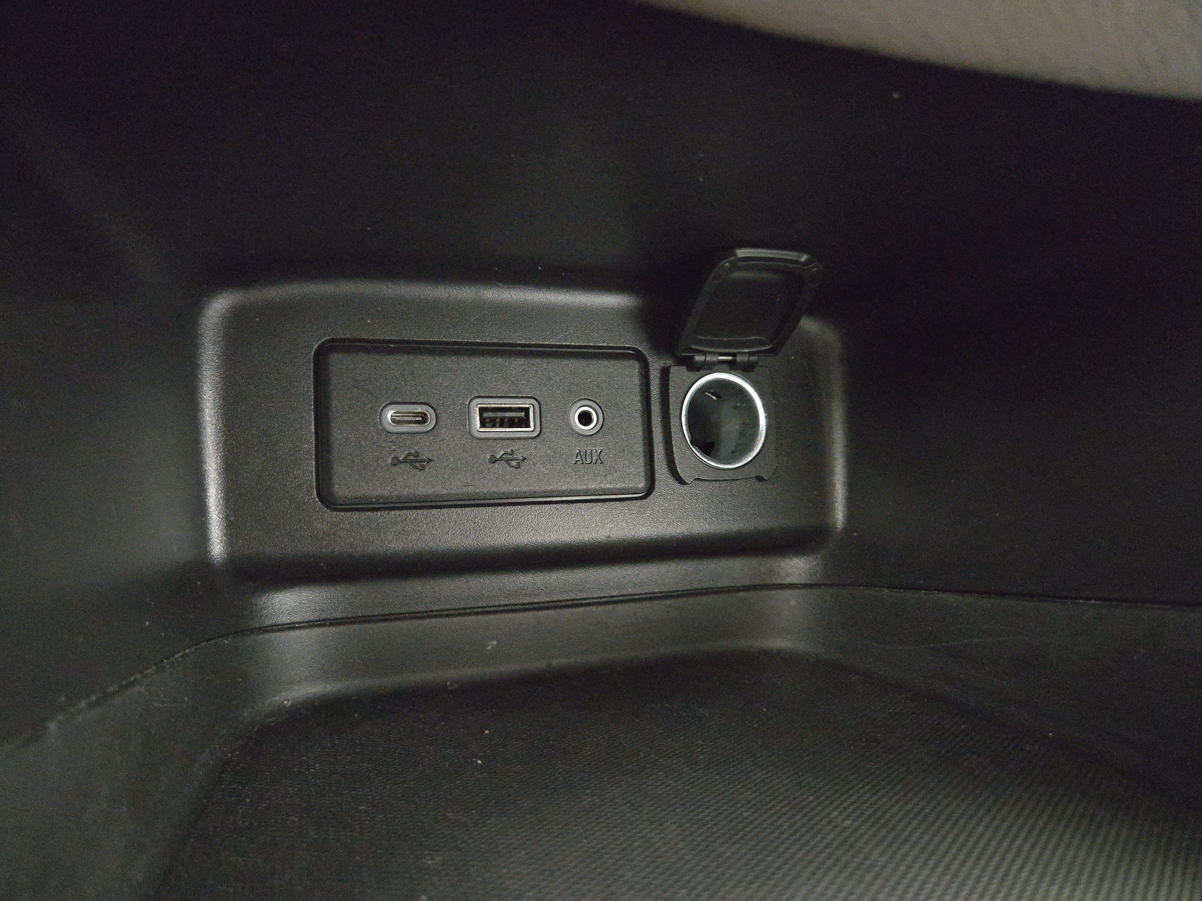 Certified 2024 Chevrolet Equinox LS w/ LS Convenience Package FWD image 27