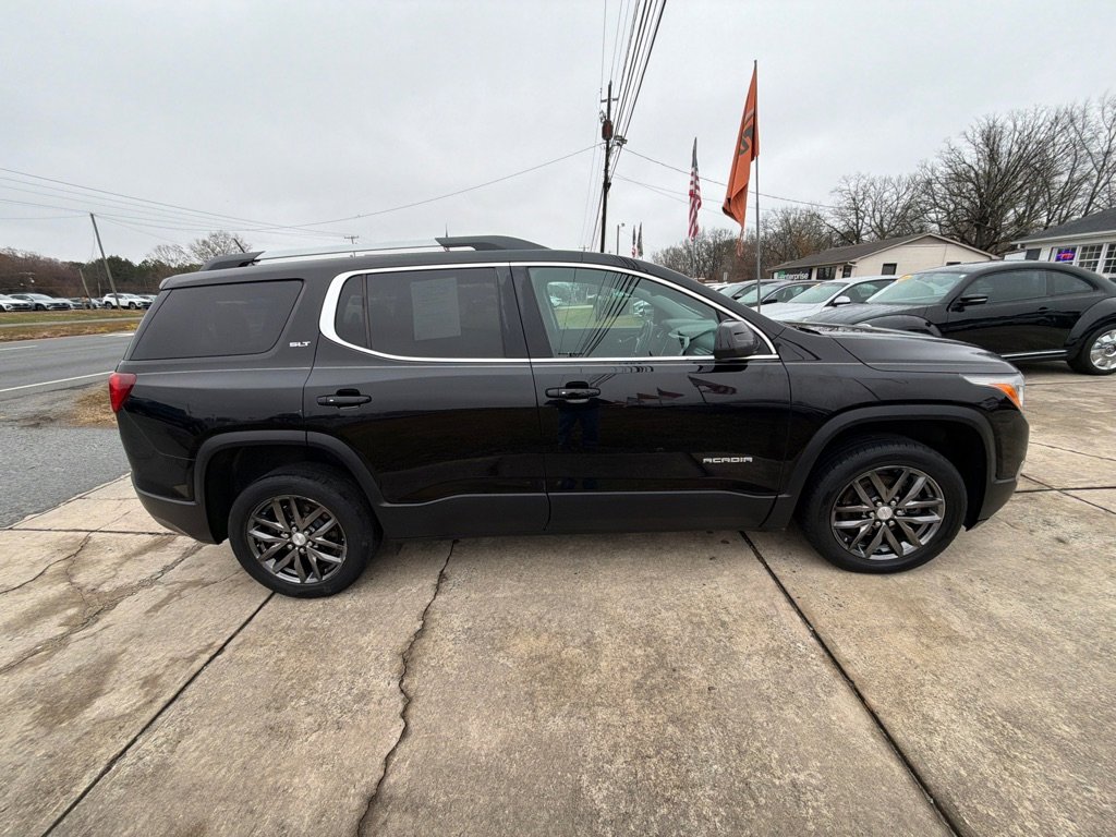 Used 2017 GMC Acadia SLT image 13