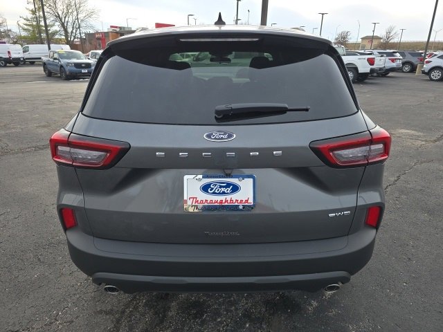 New 2026 Ford Escape ST-Line w/ Cold Weather Package image 4