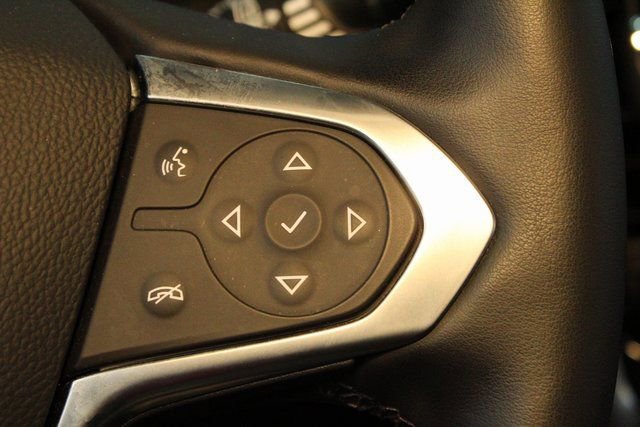 Used 2024 Chevrolet Traverse RS image 24