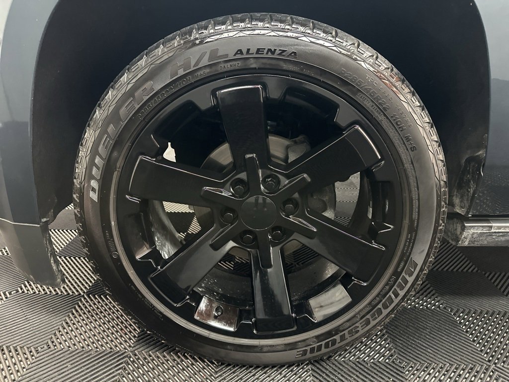 Used 2020 Chevrolet Tahoe Premier w/ 6.2L Performance Package image 41