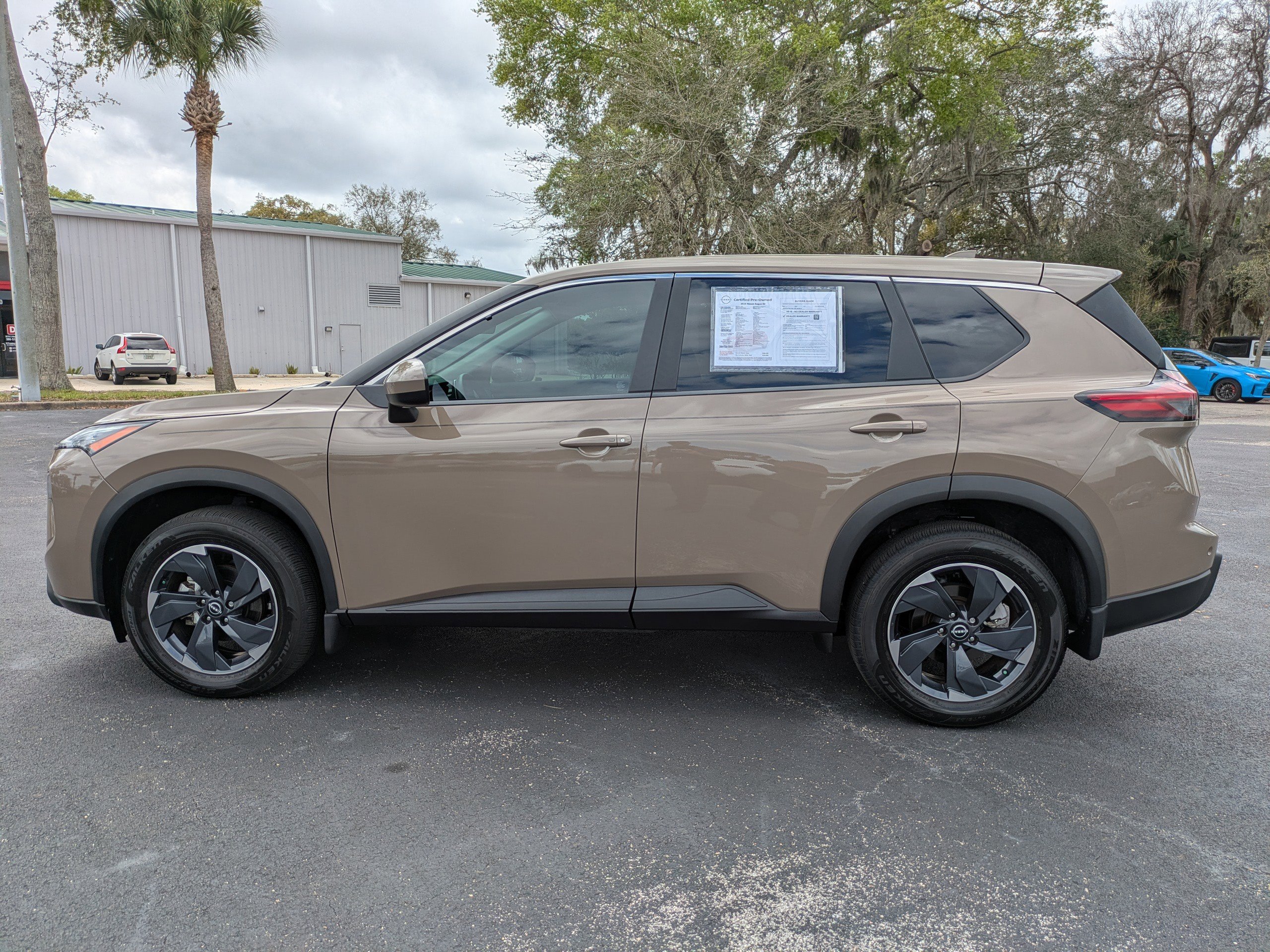 Certified 2024 Nissan Rogue SV image 6