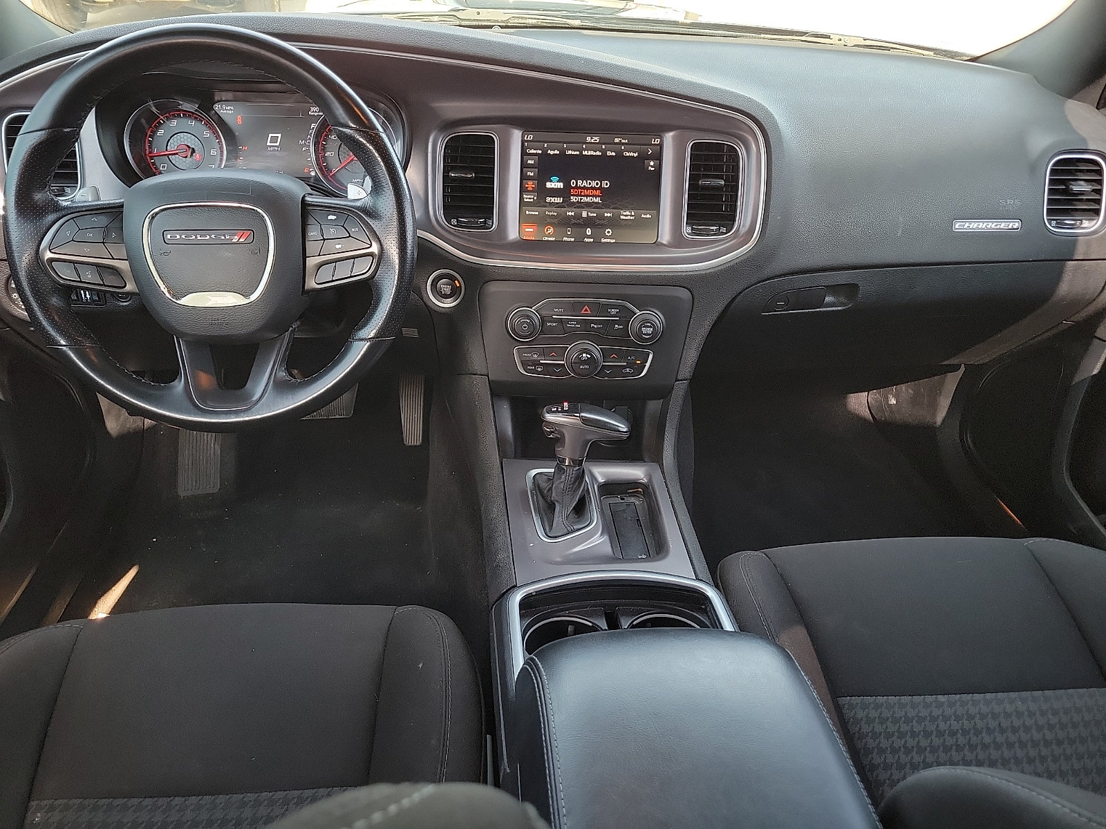 Used 2020 Dodge Charger GT RWD image 9