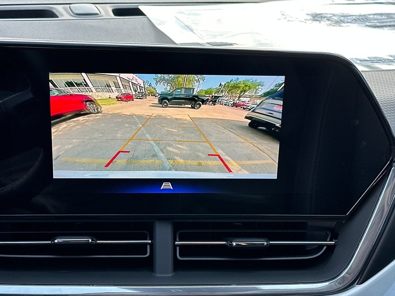 New 2026 Chevrolet Trax LT w/ LT Convenience Package FWD image 20