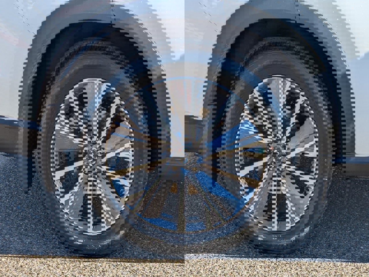 New 2026 INFINITI QX60 Luxe w/ Cargo Package image 9