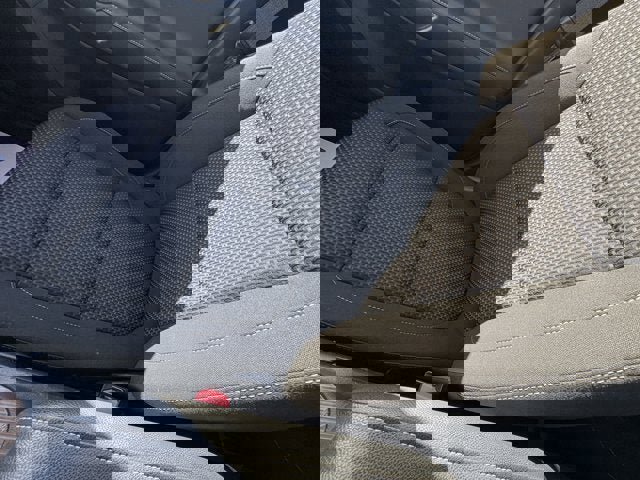 Used 2023 GMC Acadia SLE w/ Driver Convenience Package image 29