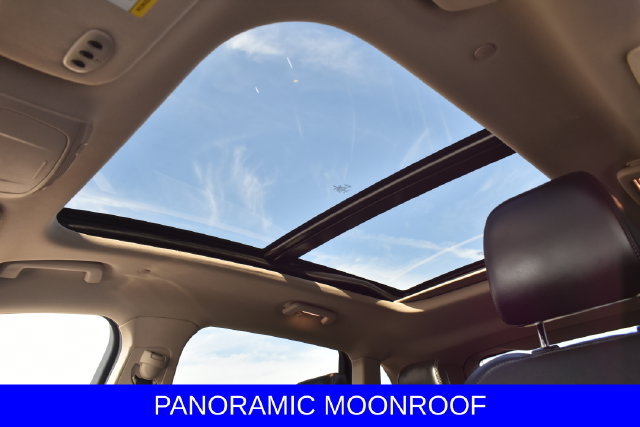 Used 2022 Lincoln Nautilus Reserve w/ Monochromatic Package AWD/4WD image 9