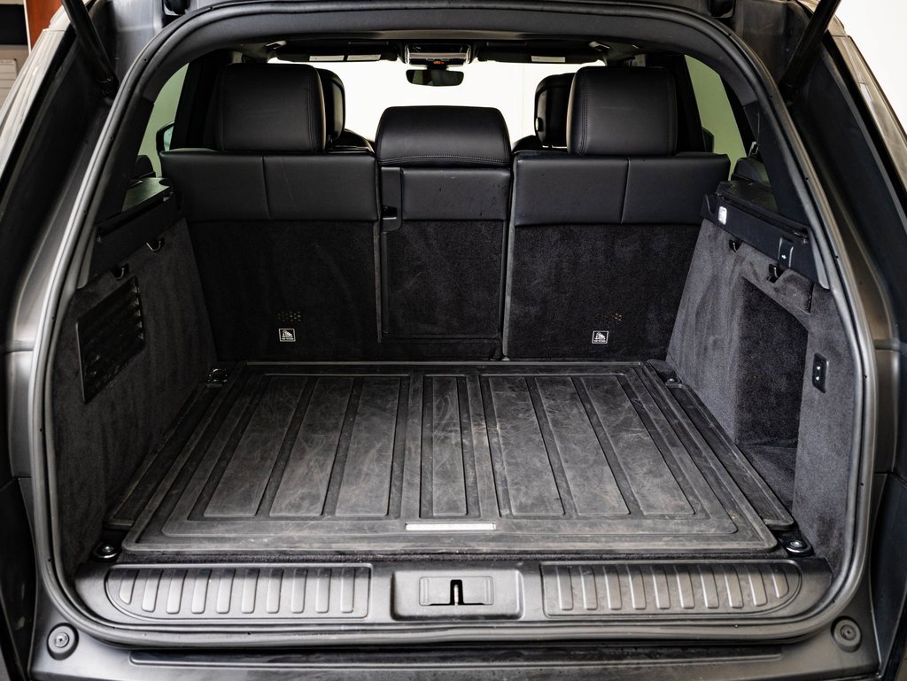 Used 2020 Land Rover Range Rover Sport HSE image 21