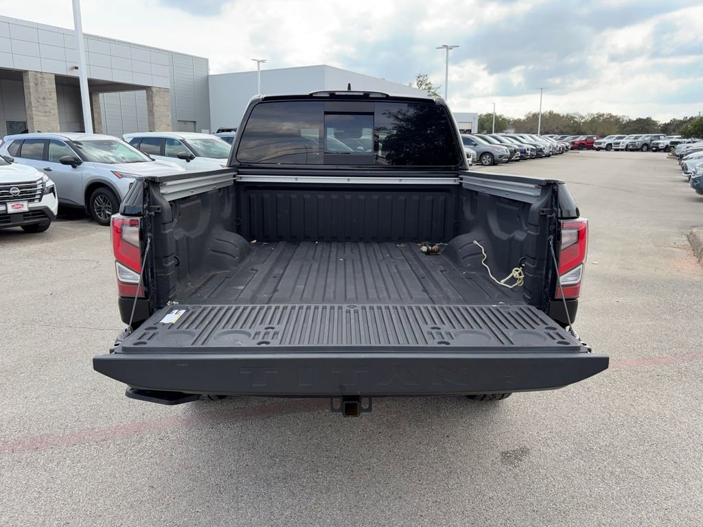 Used 2024 Nissan Titan PRO-4X w/ Pro-4x Convenience Package image 30