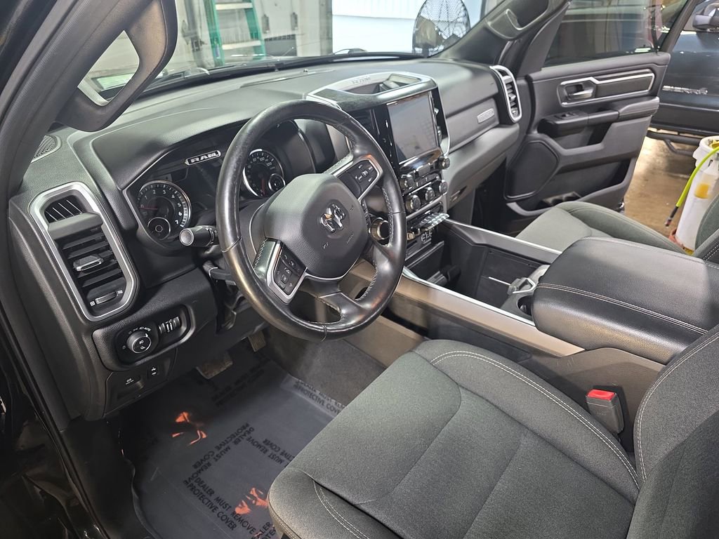 Used 2019 RAM 1500 Big Horn AWD/4WD image 15