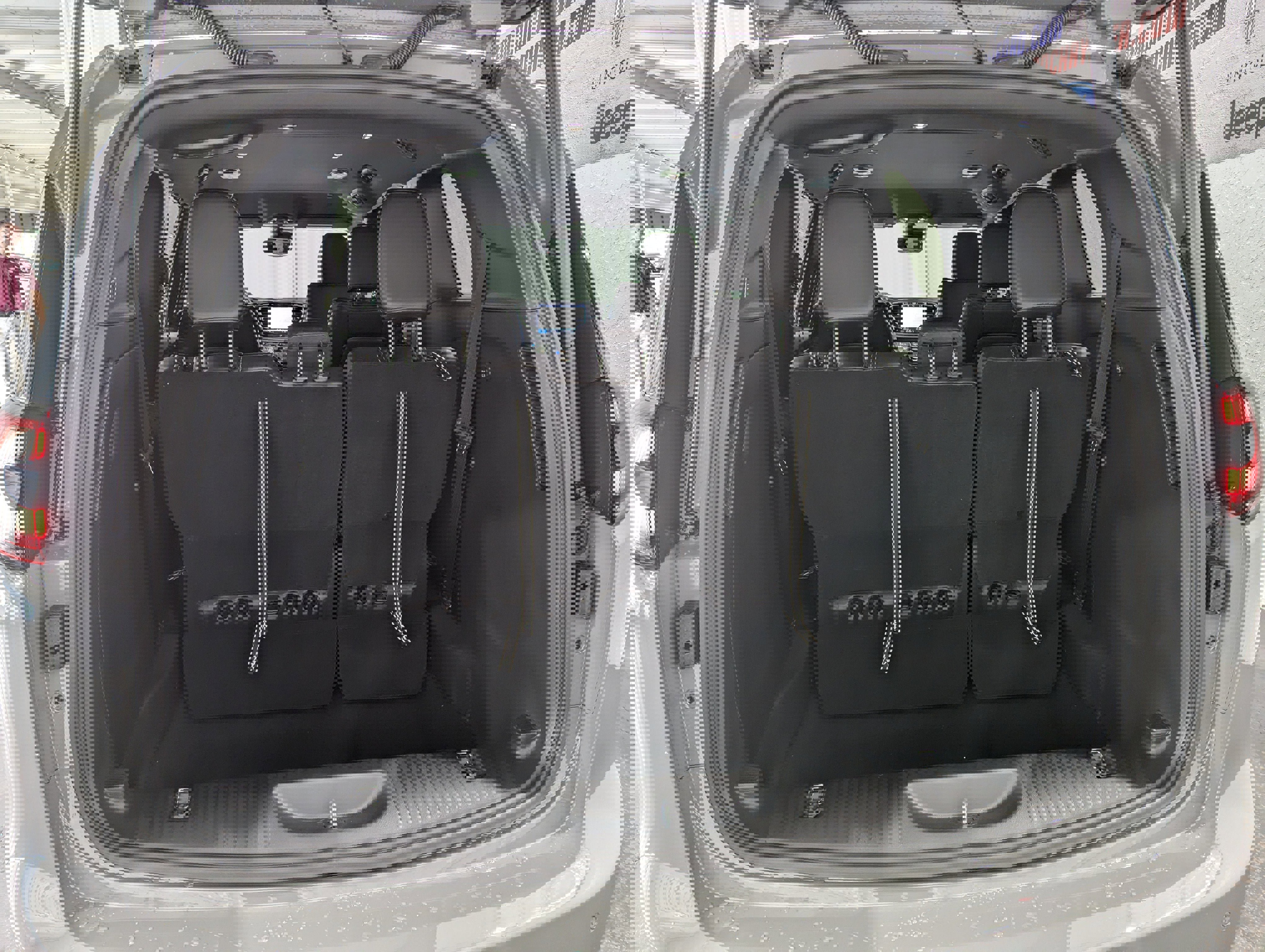 New 2025 Chrysler Pacifica Select image 8