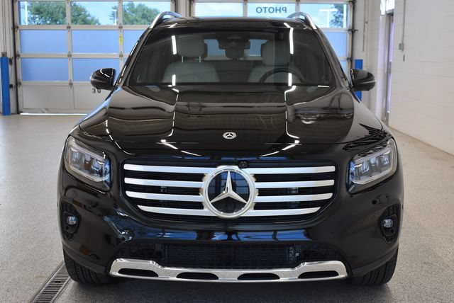 New 2026 Mercedes-Benz GLB 250 4MATIC image 2