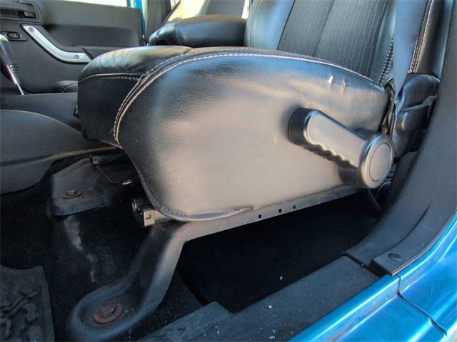 Used 2014 Jeep Wrangler Unlimited Sport image 17