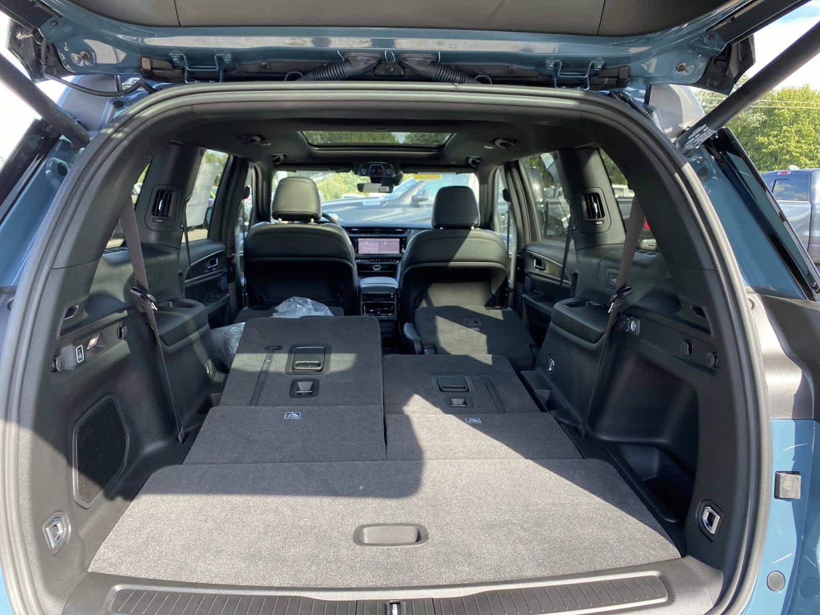 New 2027 Jeep Grand Cherokee L Limited AWD/4WD image 4