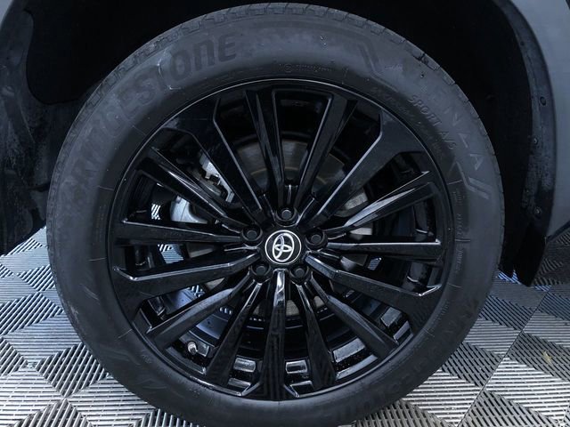 Certified 2025 Toyota Highlander XSE AWD/4WD image 16
