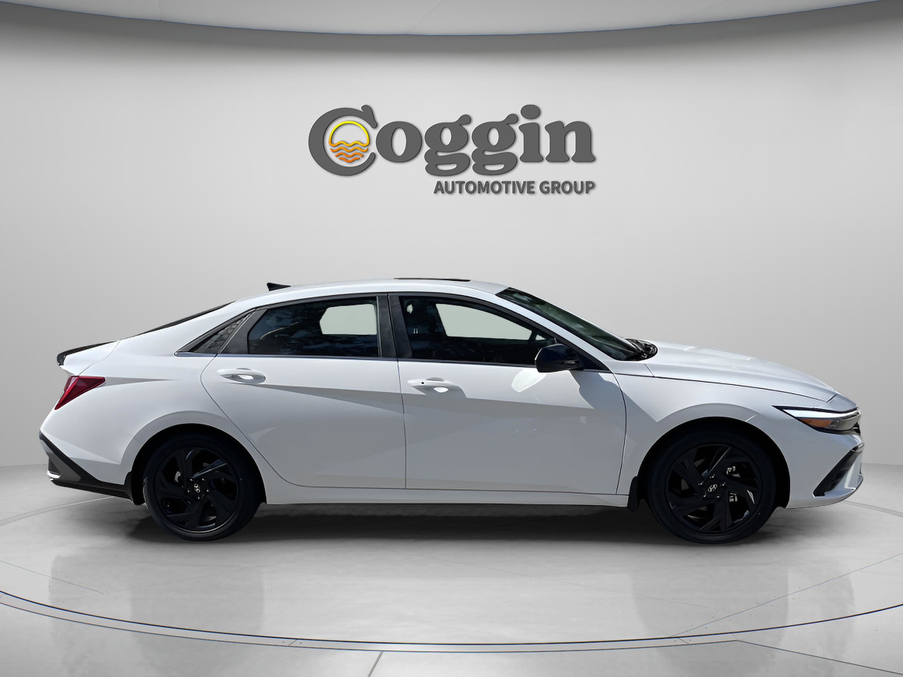 New 2026 Hyundai Elantra SEL Sport image 7