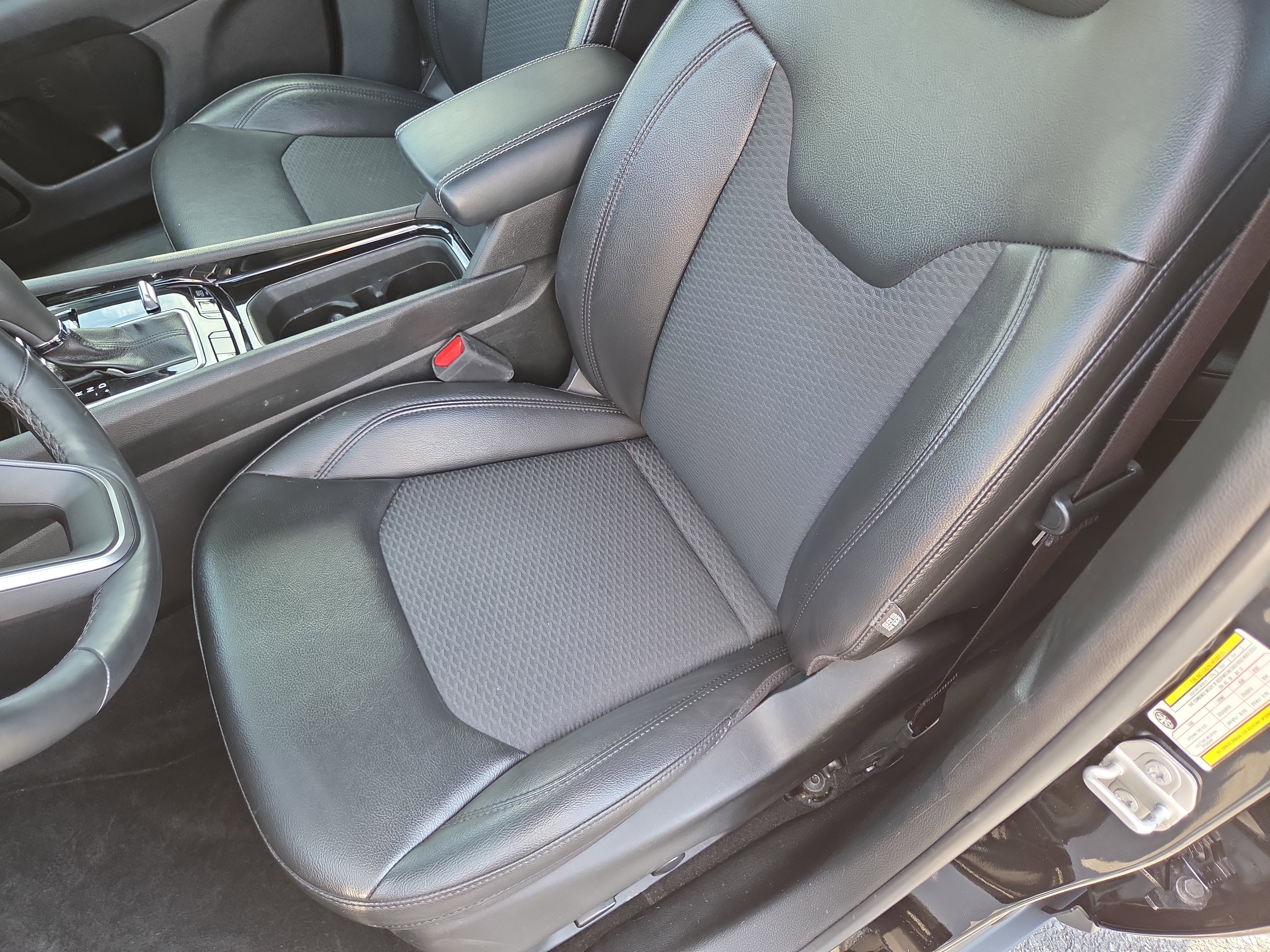 Used 2022 Jeep Compass Altitude w/ Convenience Group AWD/4WD image 13