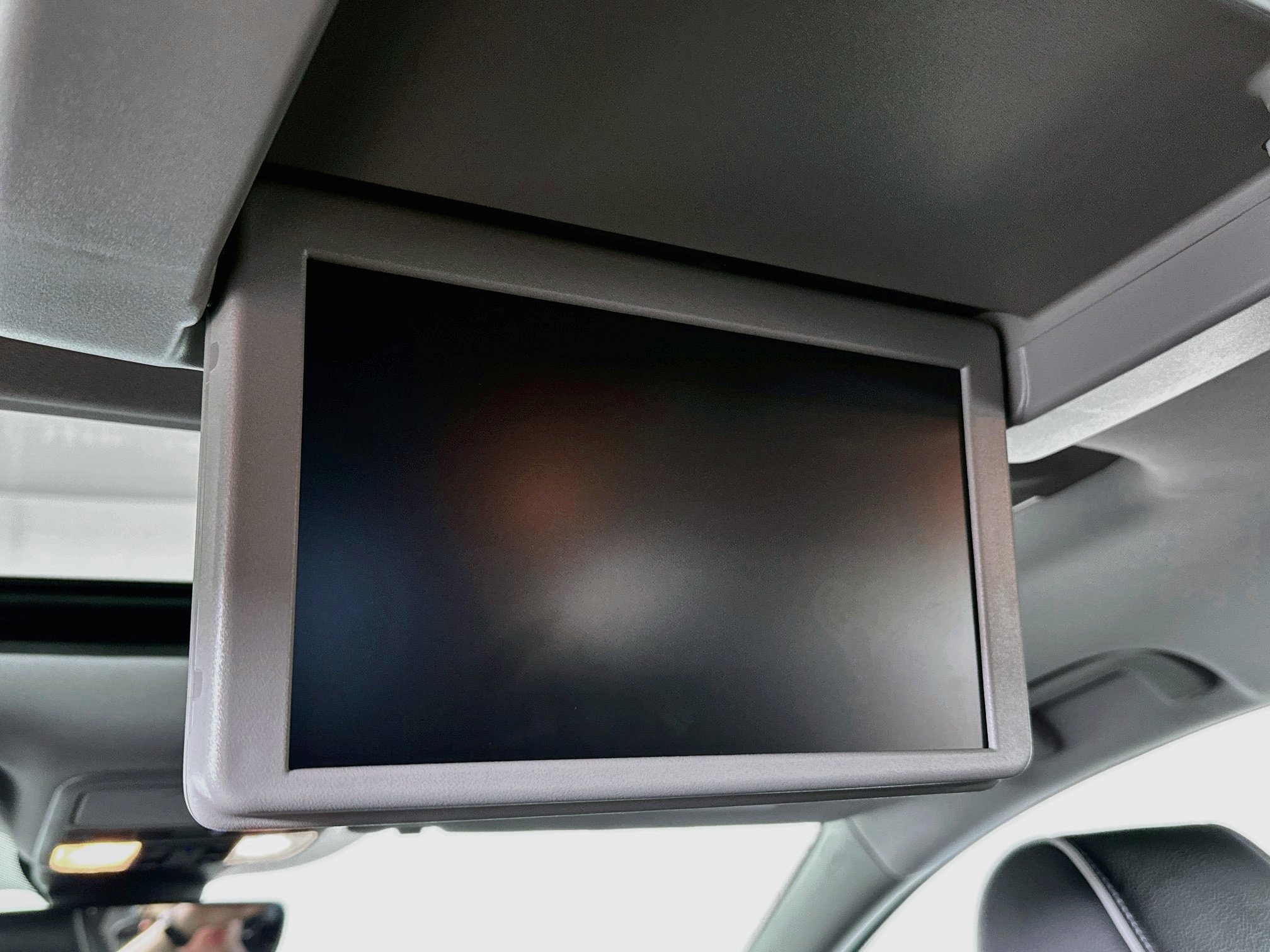 Used 2024 Honda Odyssey Elite image 25