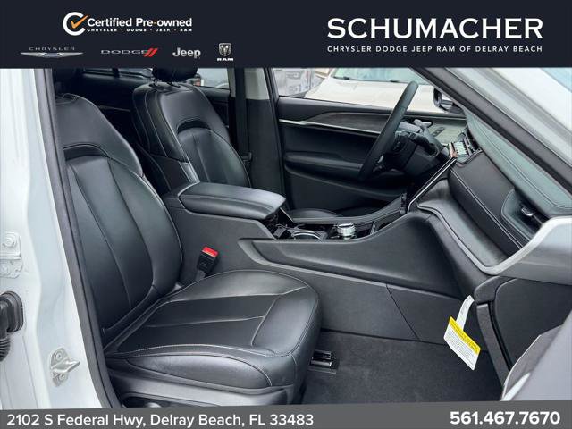 Certified 2023 Jeep Grand Cherokee Limited AWD/4WD image 21