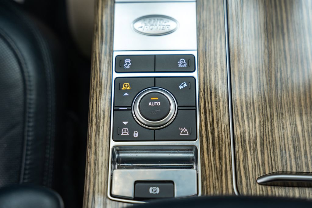 Used 2018 Land Rover Range Rover Long Wheelbase Autobiography AWD/4WD image 31