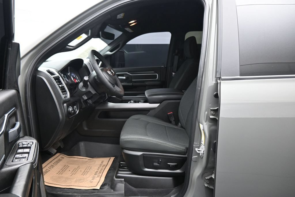 Used 2026 RAM 2500 Big Horn AWD/4WD image 10