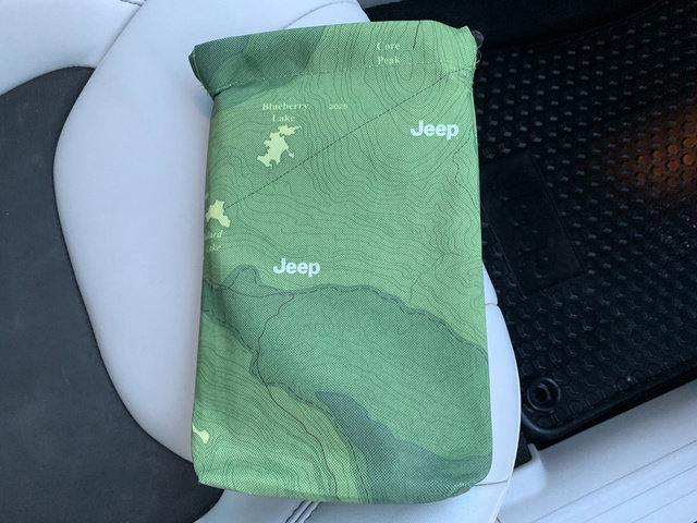 Used 2020 Jeep Cherokee Latitude Plus w/ Comfort/Convenience Group image 14