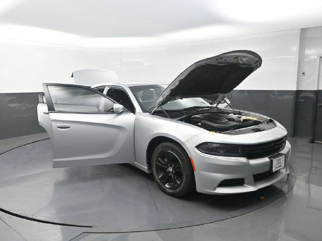 Used 2022 Dodge Charger SXT RWD image 29