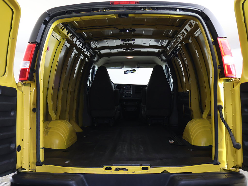 Used 2023 Chevrolet Express 2500 RWD image 15