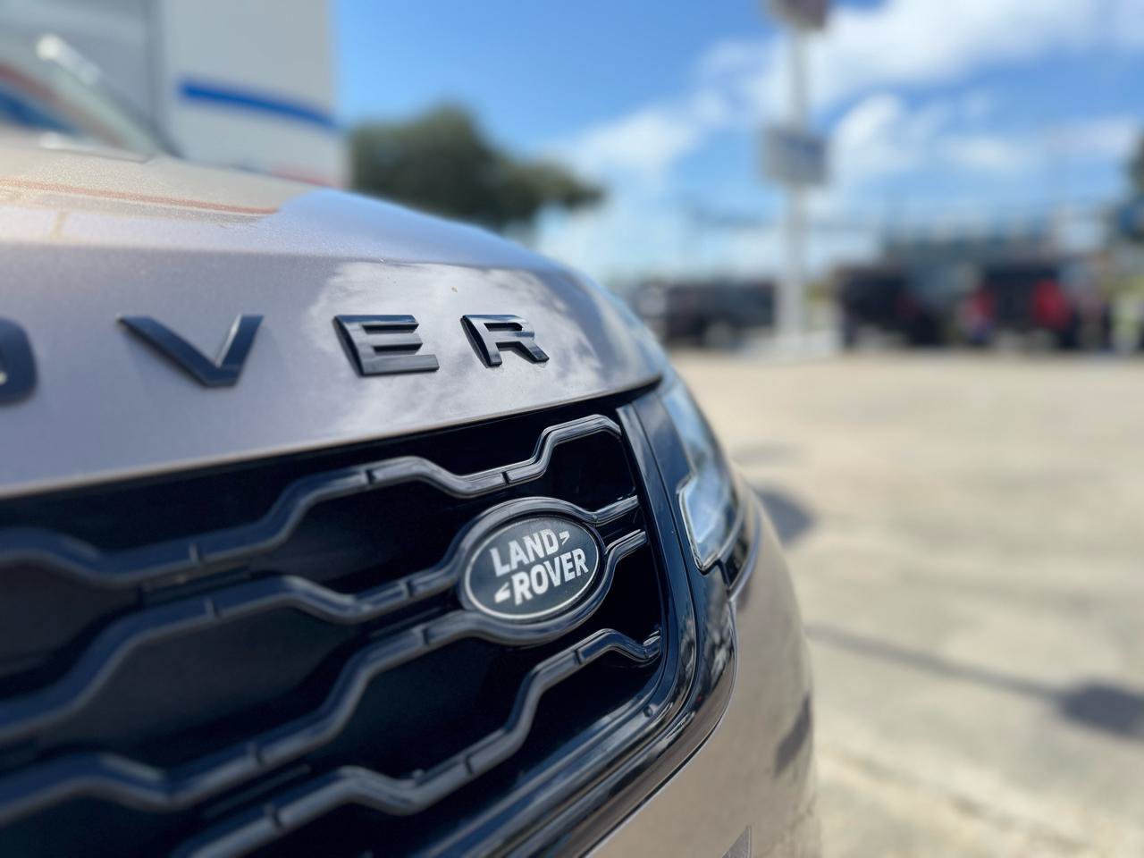 Used 2020 Land Rover Range Rover Evoque S AWD/4WD image 12