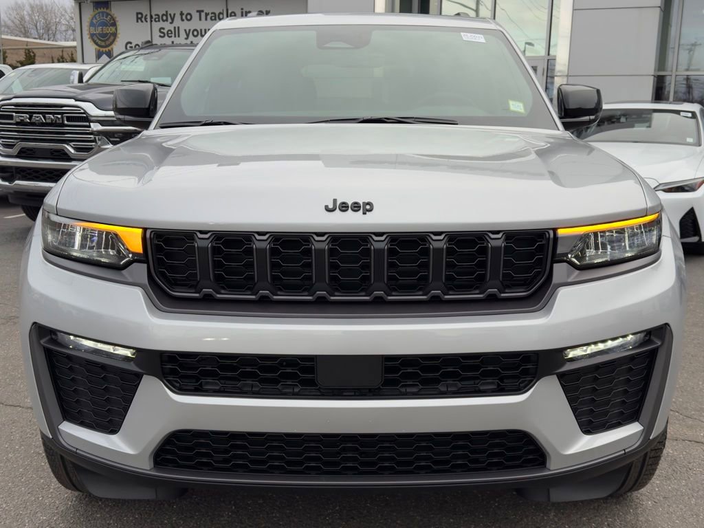 New 2026 Jeep Grand Cherokee Limited w/ Limited Altitude Package image 2
