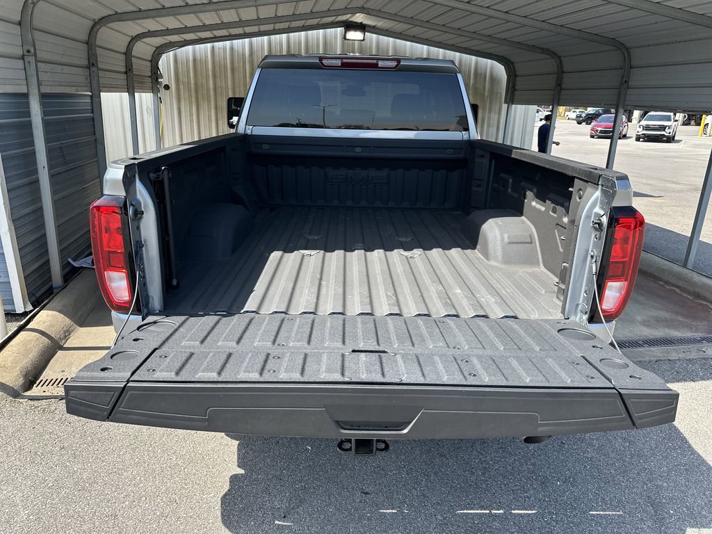 Used 2025 GMC Sierra 2500 SLE image 32