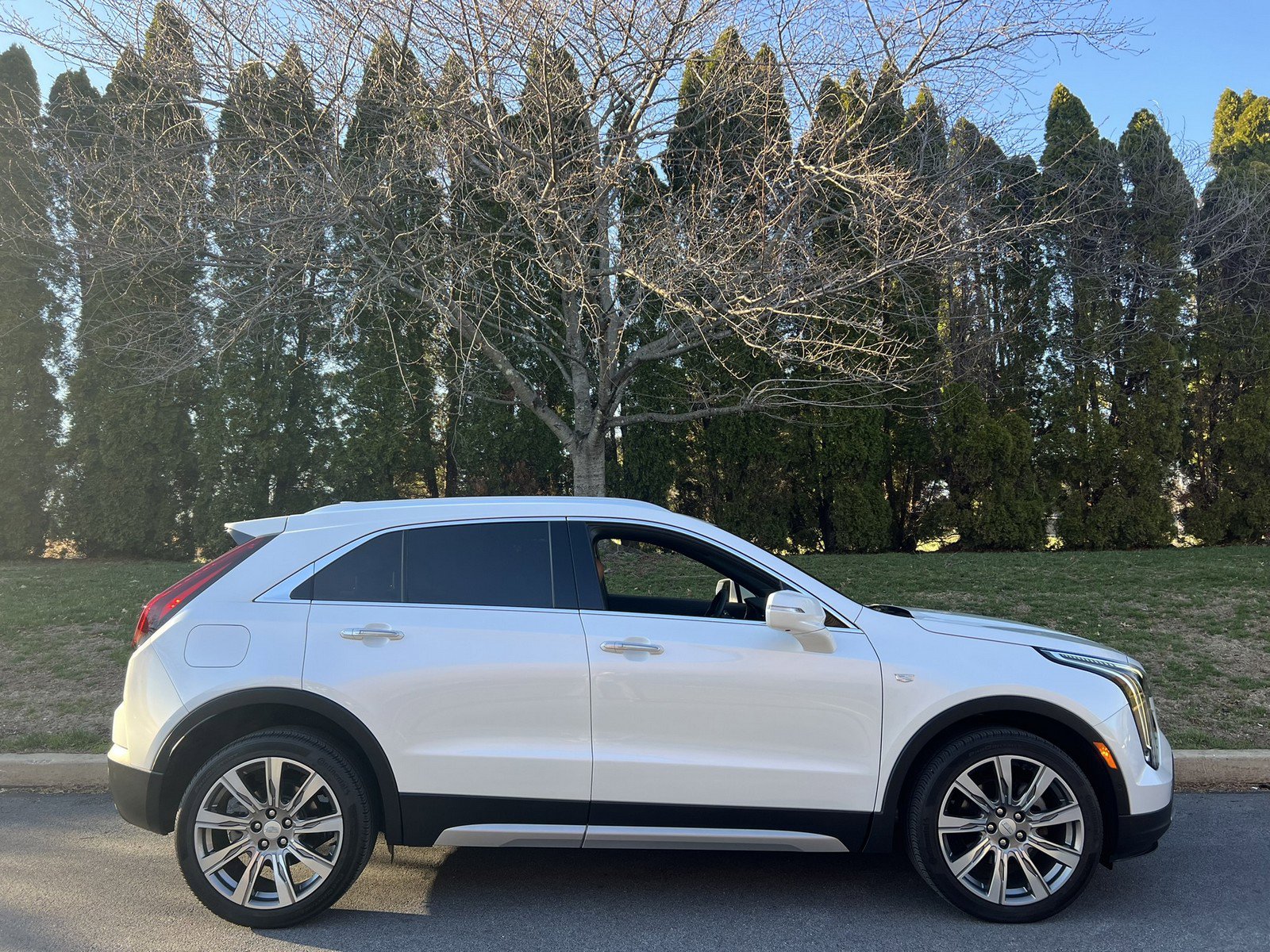 Used 2019 Cadillac XT4 Premium Luxury AWD/4WD image 45