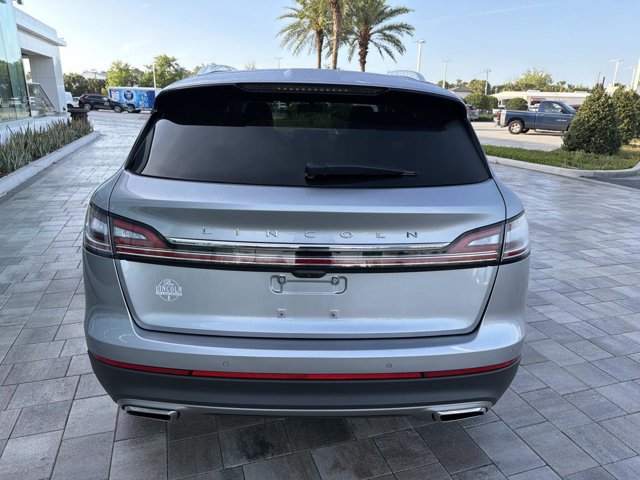 Used 2023 Lincoln Nautilus AWD w/ Premium Package image 3