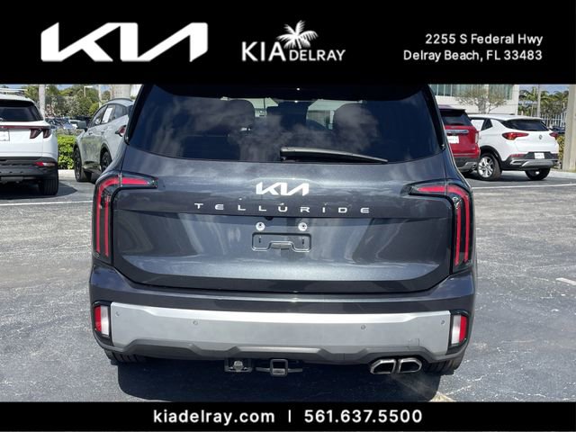 Used 2024 Kia Telluride SX w/ Towing Package FWD image 4