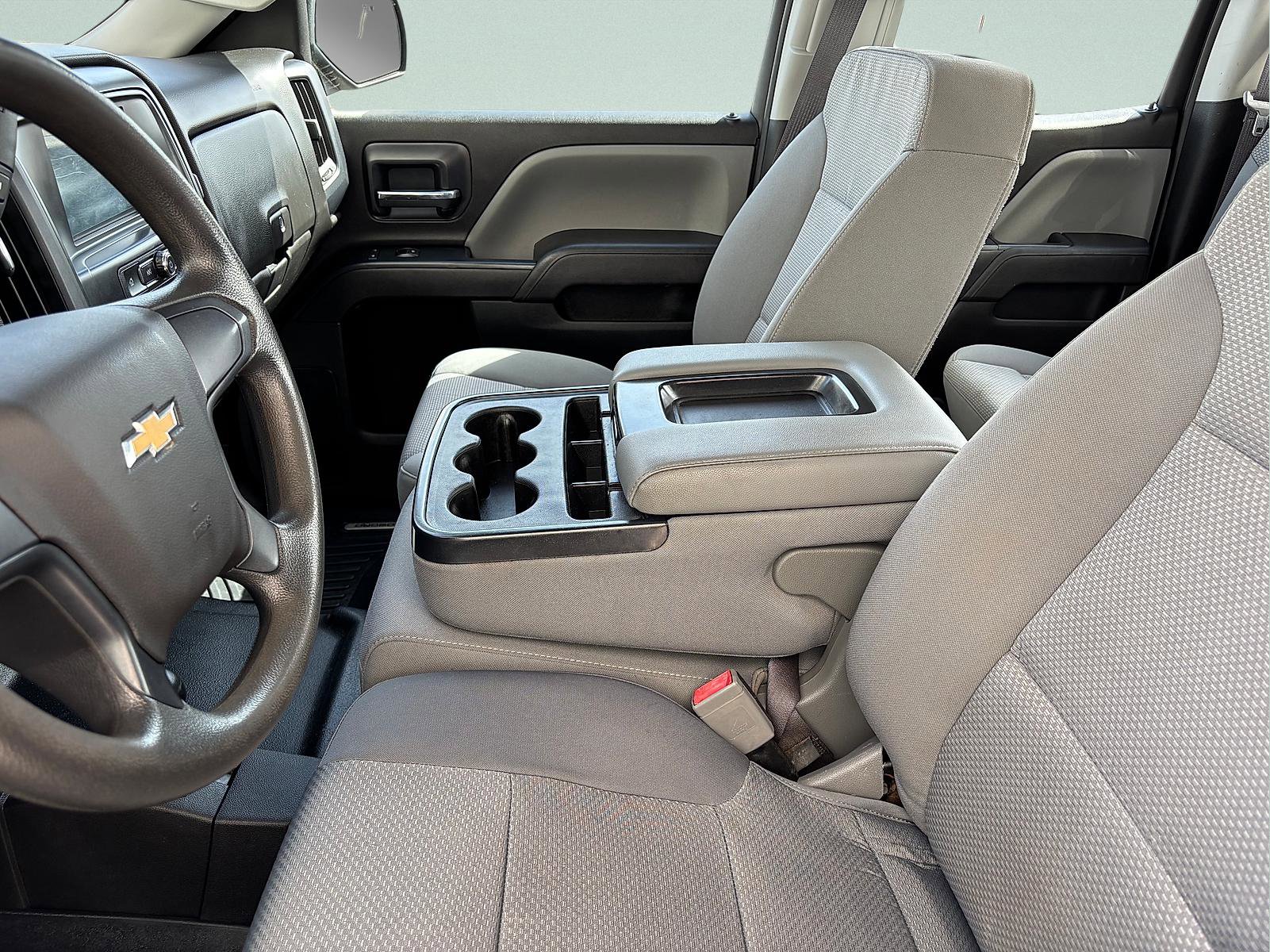 Used 2017 Chevrolet Silverado 2500 W/T AWD/4WD image 14