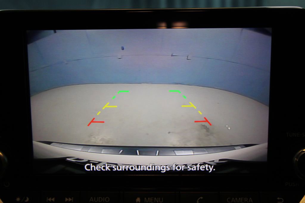 Used 2022 Nissan Rogue SV AWD/4WD image 16