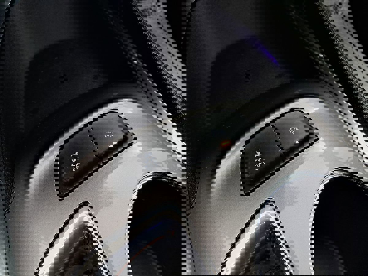 Used 2019 Chevrolet Malibu LT w/ Driver Confidence Package II image 23