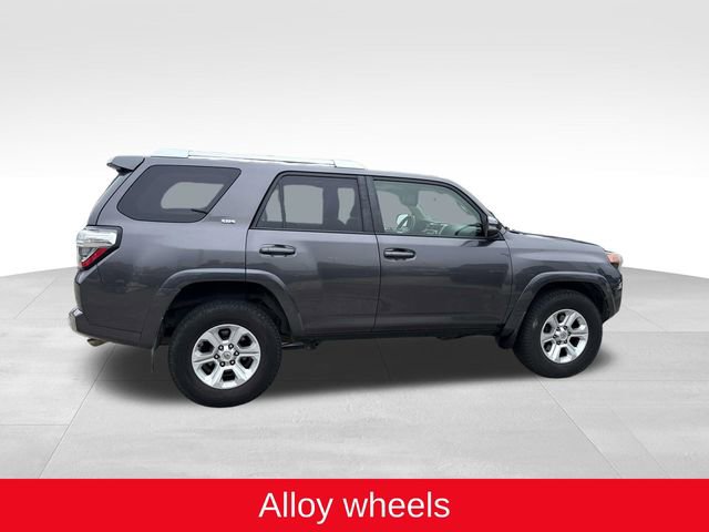 Used 2016 Toyota 4Runner SR5 image 11