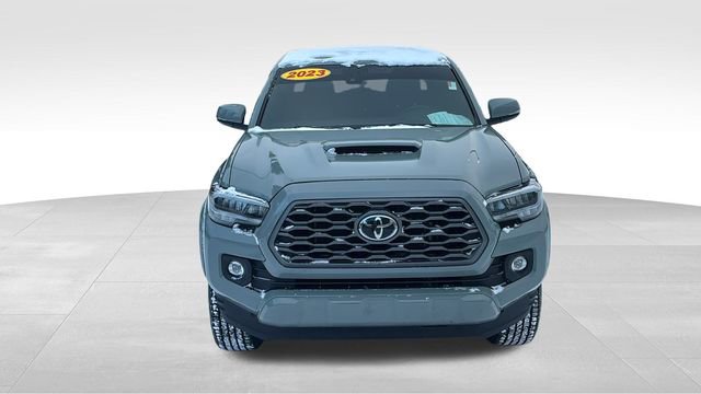 Used 2023 Toyota Tacoma TRD Sport w/ Technology Package image 8
