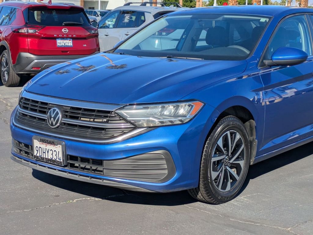 Used 2022 Volkswagen Jetta S image 8