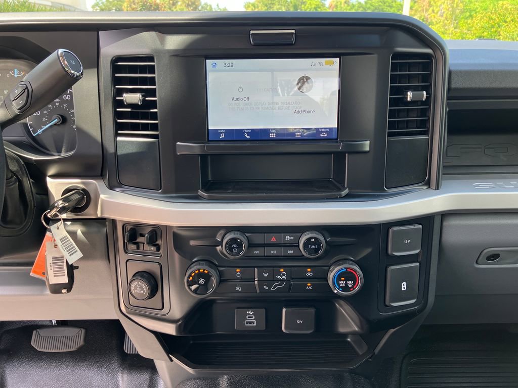 New 2026 Ford F250 XL w/ XL Chrome Package image 25
