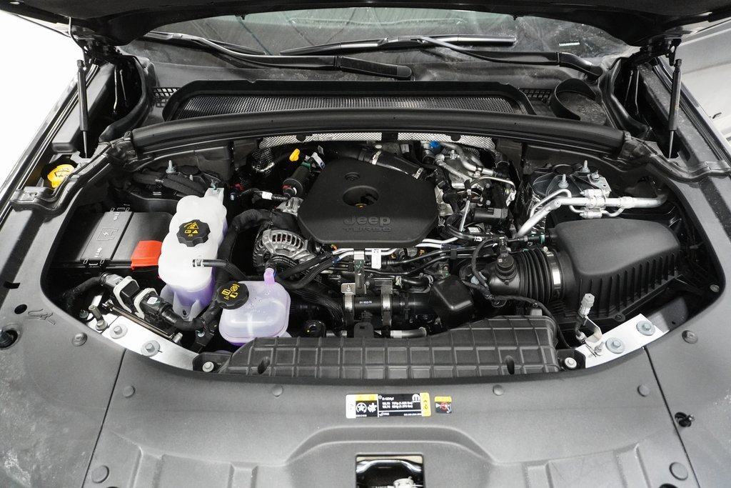 New 2026 Jeep Grand Cherokee Limited w/ Limited Altitude Package image 8