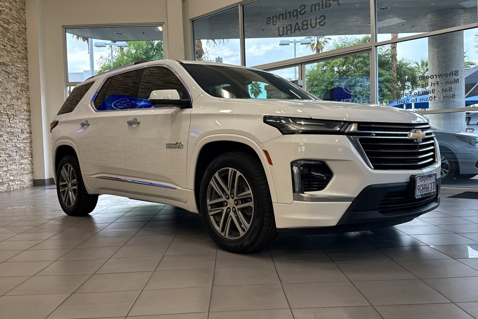 Used 2022 Chevrolet Traverse High Country image 7