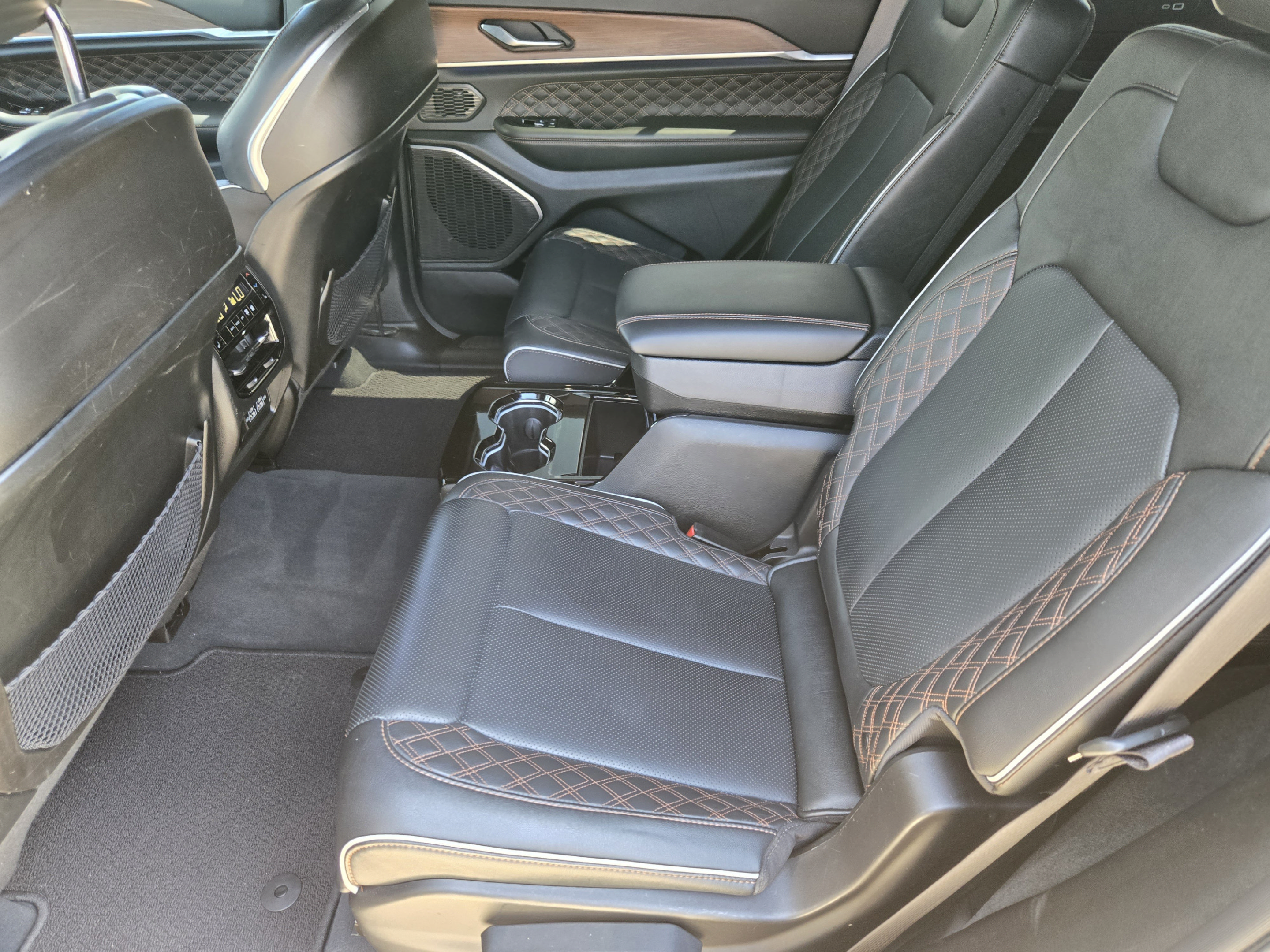 Used 2023 Jeep Grand Cherokee L Summit w/ Advanced Protech Group IV AWD/4WD image 25