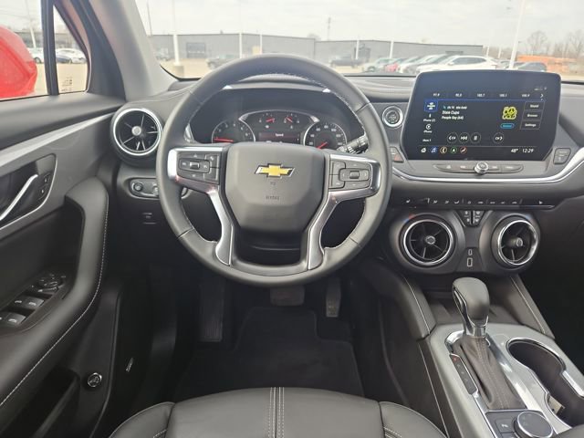 Used 2025 Chevrolet Blazer LT w/ Sound & Technology Package image 14