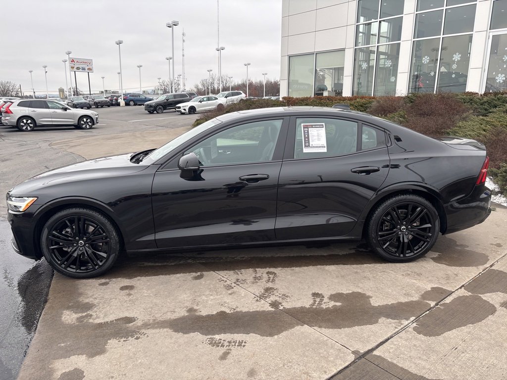 Certified 2023 Volvo S60 B5 Plus w/ Climate Package image 11