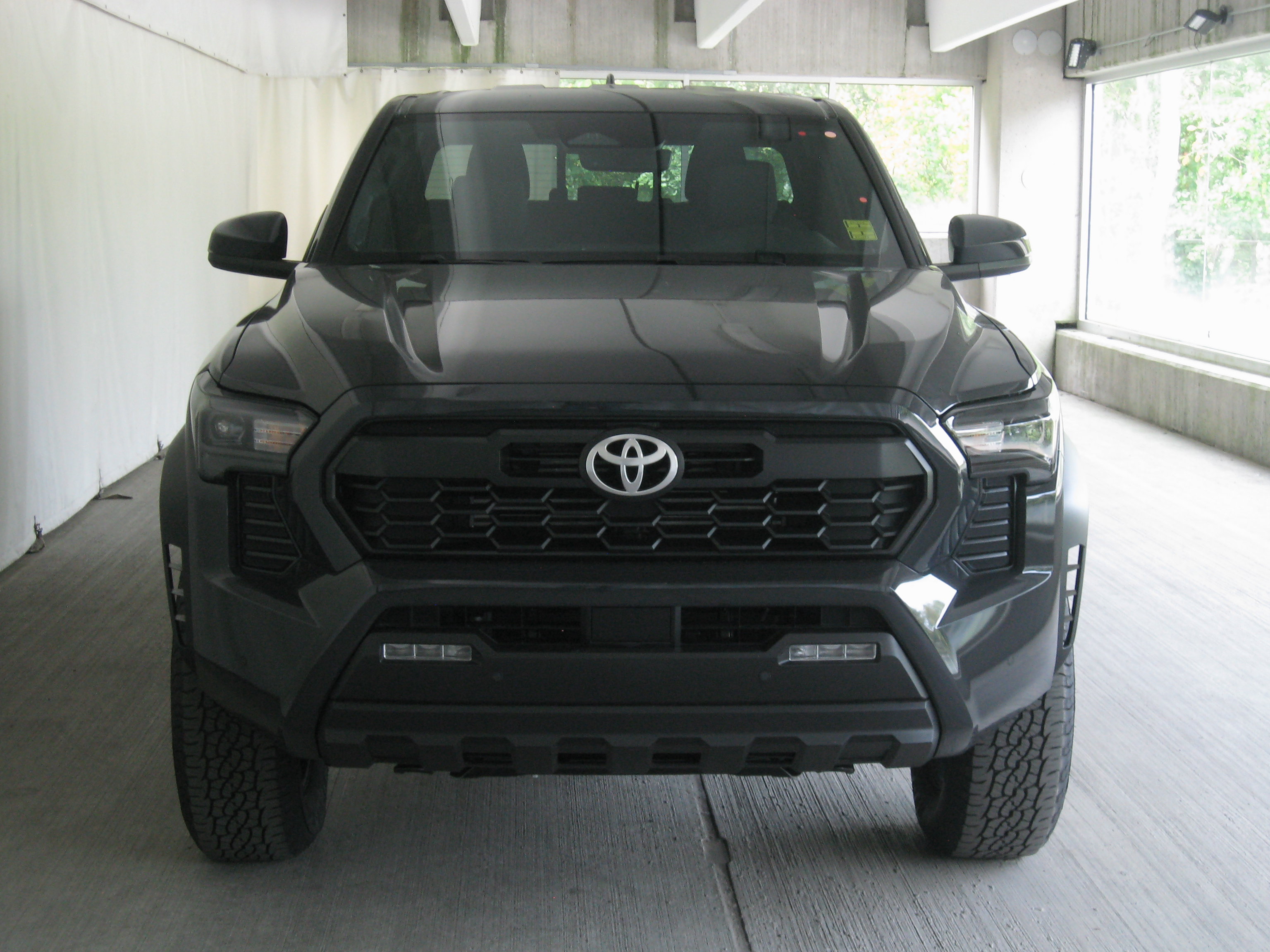 New 2025 Toyota Tacoma TRD Off-Road image 3