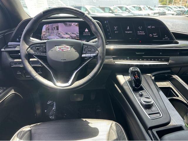 Certified 2022 Cadillac Escalade ESV Sport AWD/4WD image 24