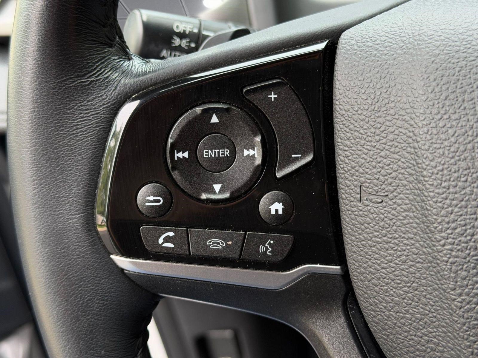 Used 2023 Honda Odyssey Touring image 16