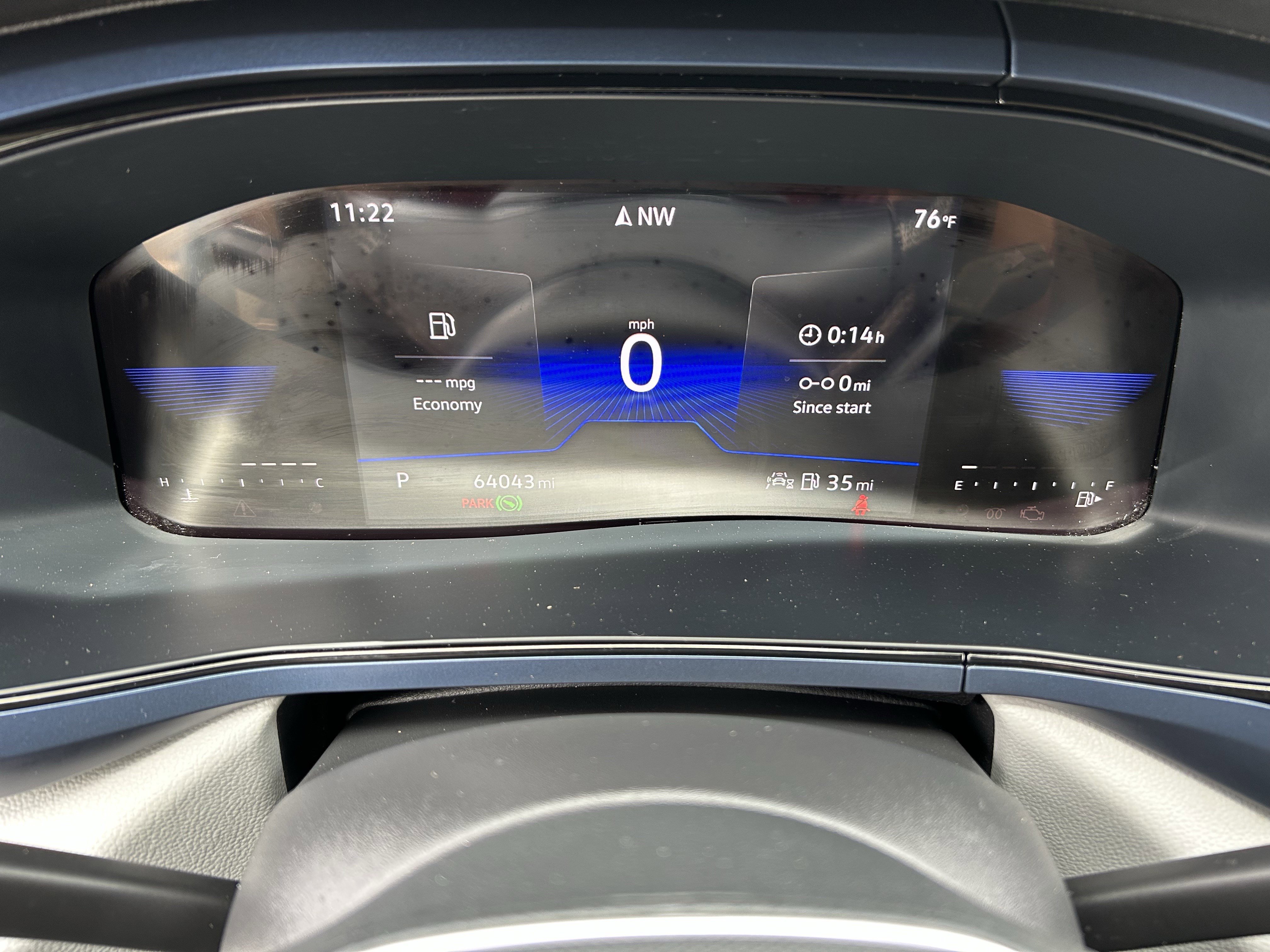 Used 2023 Volkswagen Taos SE w/ Panoramic Sunroof Package image 28